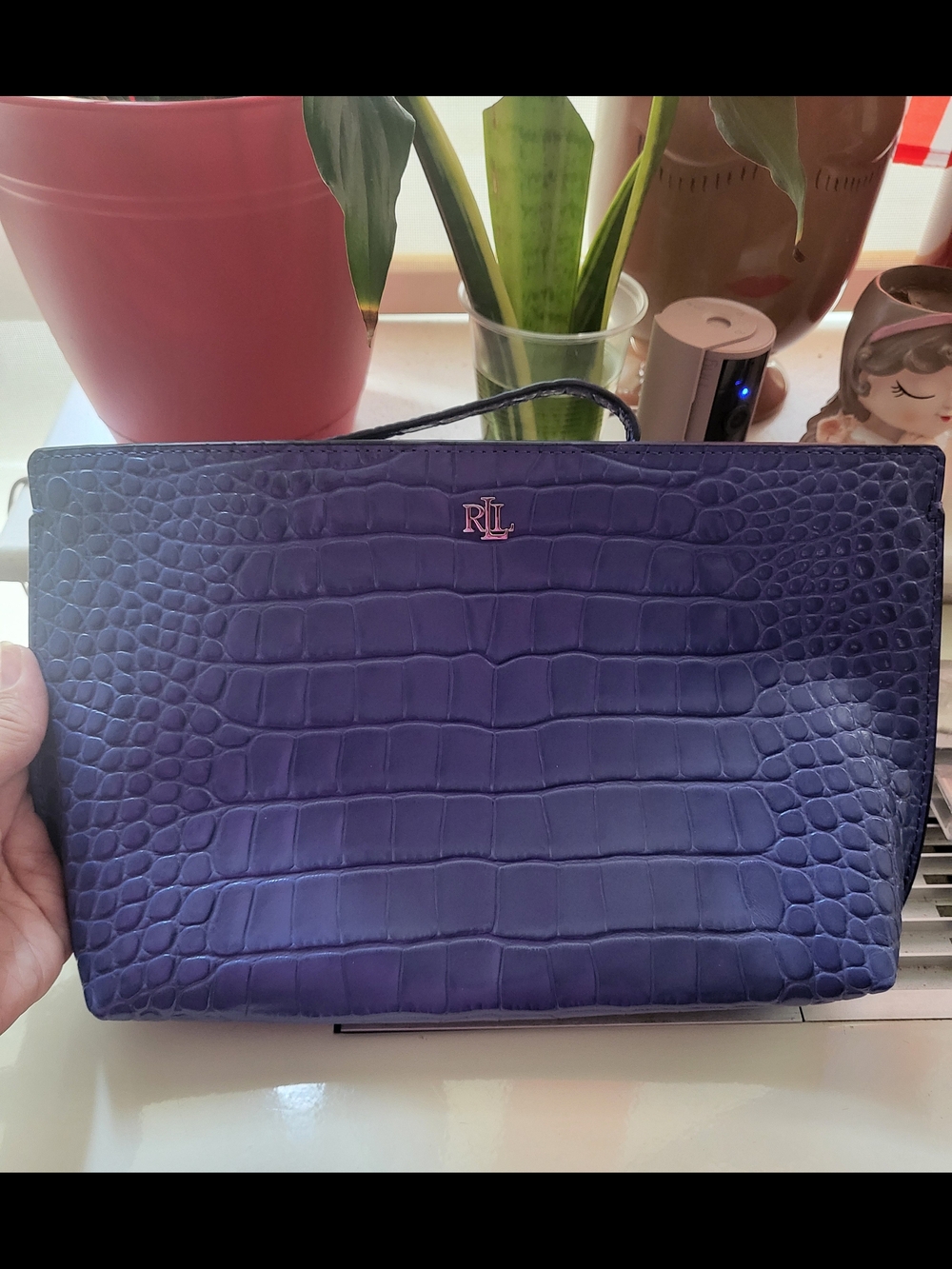 Ralph Lauren
Crocodile-Embossed Leather Zipper Pouch / Wristlet - NEW